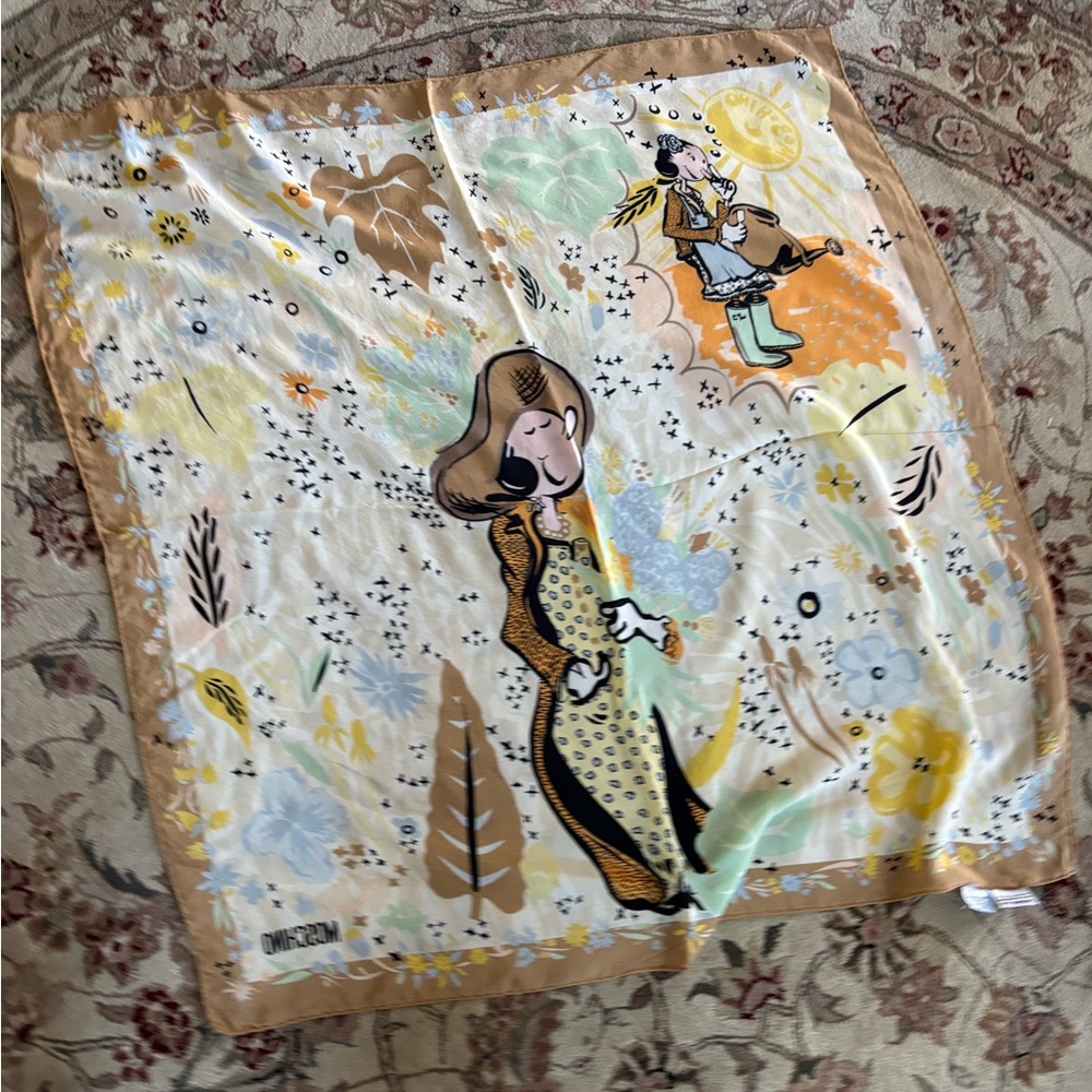 Moschino Olive Oyl scarf